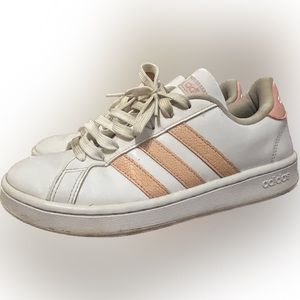 Adidas Superstar cloudFoam! Size 8.5”!